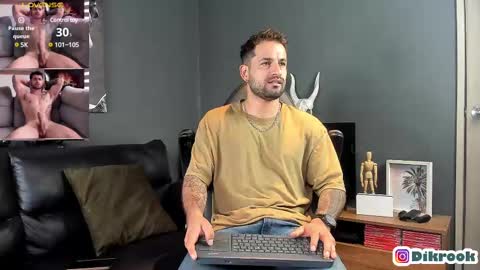Snapshot of davevilboy chatting on 02-17-25, 12:05 Daves online show from 02-17-25, 12:05