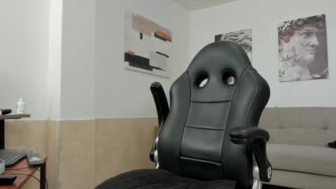 Snapshot of davevilboy chatting on 09-22-25, 12:40 Daves online show from 09-22-25, 12:40