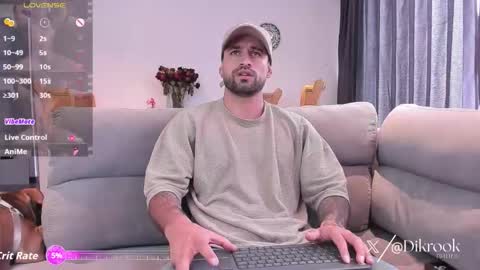 Snapshot of davevilboy chatting on 10-10-25, 02:16 Daves online show from 10-10-25, 02:16