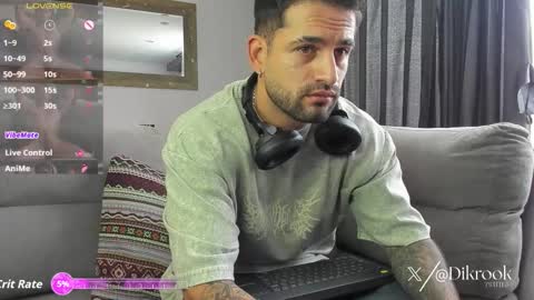 Snapshot of davevilboy chatting on 10-21-25, 12:50 Daves online show from 10-21-25, 12:50