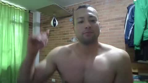 Snapshot of david131603 chatting on 11-04-25, 07:13 Davi10 online show from 11-04-25, 07:13