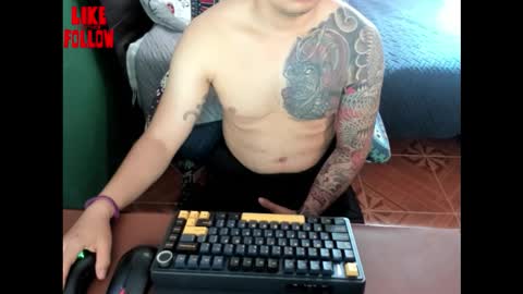 Snapshot of david_2789 chatting on 02-22-26, 02:48 David online show from 02-22-26, 02:48