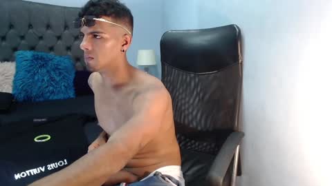 Snapshot of david_bandercock chatting on 12-05-24, 04:31 david_bandercock online show from 12-05-24, 04:31