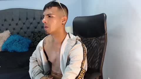 Snapshot of david_bandercock chatting on 12-08-24, 08:30 david_bandercock online show from 12-08-24, 08:30