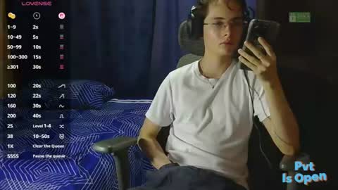 ProgrammerBoy online show from 07-05-26, 01:56