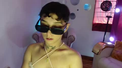 Snapshot of david_fox01 chatting on 11-30-25, 07:18 David Fox online show from 11-30-25, 07:18