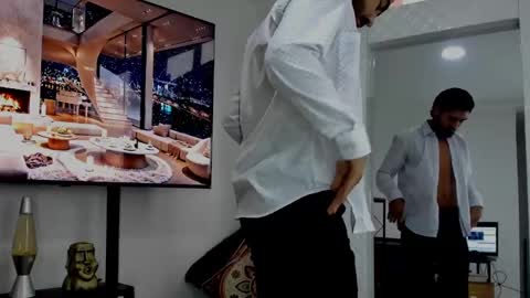 Snapshot of david_johnson372 chatting on 01-07-25, 11:37 Hey im David that loves to explore and speak their fantasies. Very open talktative and nice. Feel free to chat with me online show from 01-07-25, 11:37