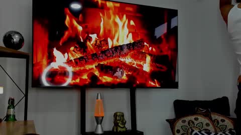 Snapshot of david_johnson372 chatting on 01-10-25, 11:43 Hey im David that loves to explore and speak their fantasies. Very open talktative and nice. Feel free to chat with me online show from 01-10-25, 11:43