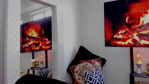 Snapshot of david_johnson372 chatting on 01-11-25, 03:31 Hey im David that loves to explore and speak their fantasies. Very open talktative and nice. Feel free to chat with me online show from 01-11-25, 03:31