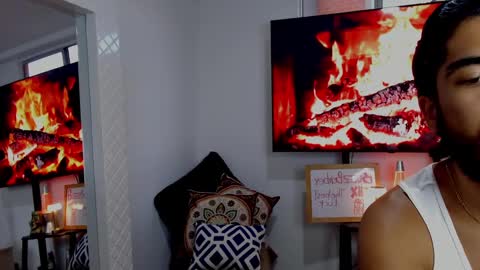 Snapshot of david_johnson372 chatting on 01-12-25, 10:54 Hey im David that loves to explore and speak their fantasies. Very open talktative and nice. Feel free to chat with me online show from 01-12-25, 10:54