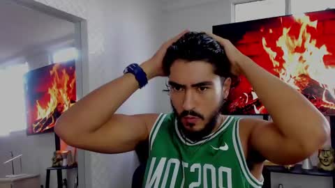 Snapshot of david_johnson372 chatting on 01-13-25, 12:45 Hey im David that loves to explore and speak their fantasies. Very open talktative and nice. Feel free to chat with me online show from 01-13-25, 12:45