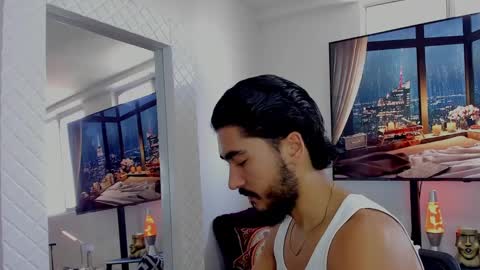 Snapshot of david_johnson372 chatting on 01-15-25, 02:35 Hey im David that loves to explore and speak their fantasies. Very open talktative and nice. Feel free to chat with me online show from 01-15-25, 02:35