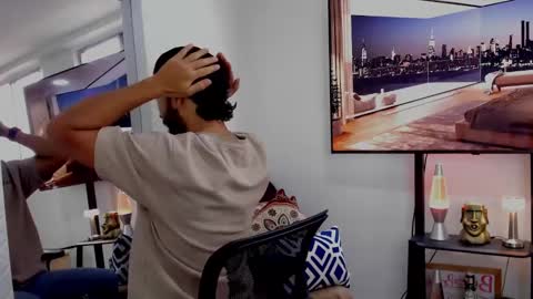 Snapshot of david_johnson372 chatting on 01-16-25, 12:09 Hey im David that loves to explore and speak their fantasies. Very open talktative and nice. Feel free to chat with me online show from 01-16-25, 12:09