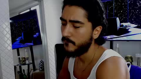 Snapshot of david_johnson372 chatting on 02-02-25, 12:02 Hey im David that loves to explore and speak their fantasies. Very open talktative and nice. Feel free to chat with me online show from 02-02-25, 12:02