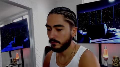 Snapshot of david_johnson372 chatting on 02-10-25, 12:39 Hey im David that loves to explore and speak their fantasies. Very open talktative and nice. Feel free to chat with me online show from 02-10-25, 12:39