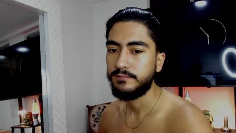 Snapshot of david_johnson372 chatting on 02-16-25, 11:05 Hey im David that loves to explore and speak their fantasies. Very open talktative and nice. Feel free to chat with me online show from 02-16-25, 11:05