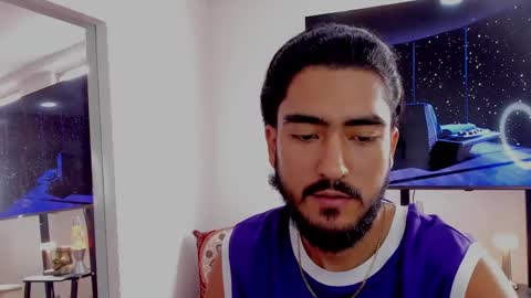 Snapshot of david_johnson372 chatting on 02-16-25, 02:10 Hey im David that loves to explore and speak their fantasies. Very open talktative and nice. Feel free to chat with me online show from 02-16-25, 02:10