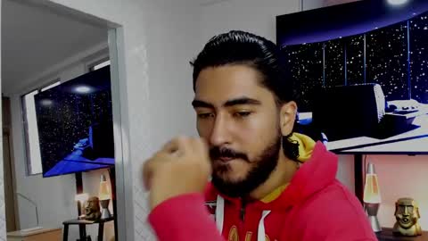 Snapshot of david_johnson372 chatting on 02-17-25, 11:34 Hey im David that loves to explore and speak their fantasies. Very open talktative and nice. Feel free to chat with me online show from 02-17-25, 11:34