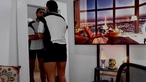 Snapshot of david_johnson372 chatting on 02-27-25, 12:23 Hey im David that loves to explore and speak their fantasies. Very open talktative and nice. Feel free to chat with me online show from 02-27-25, 12:23