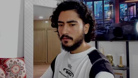 Snapshot of david_johnson372 chatting on 03-07-25, 03:07 Hey im David that loves to explore and speak their fantasies. Very open talktative and nice. Feel free to chat with me online show from 03-07-25, 03:07