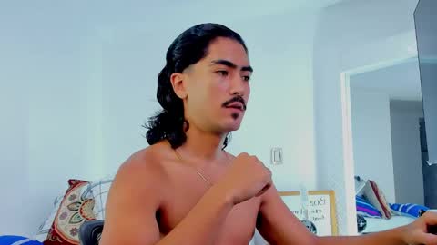 Snapshot of david_johnson372 chatting on 09-19-25, 11:33 Hey im David that loves to explore and speak their fantasies. Very open talktative and nice. Feel free to chat with me online show from 09-19-25, 11:33