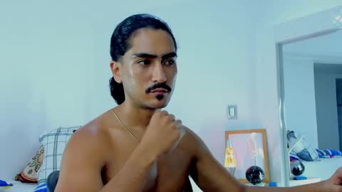 Snapshot of david_johnson372 chatting on 09-24-25, 01:31 Hey im David that loves to explore and speak their fantasies. Very open talktative and nice. Feel free to chat with me online show from 09-24-25, 01:31