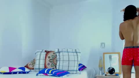 Snapshot of david_johnson372 chatting on 09-26-25, 11:03 Hey im David that loves to explore and speak their fantasies. Very open talktative and nice. Feel free to chat with me online show from 09-26-25, 11:03