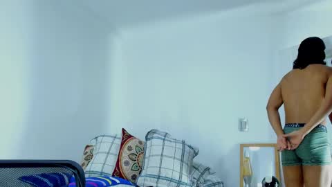 Snapshot of david_johnson372 chatting on 10-06-25, 10:02 Hey im David that loves to explore and speak their fantasies. Very open talktative and nice. Feel free to chat with me online show from 10-06-25, 10:02