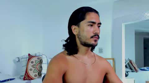 Snapshot of david_johnson372 chatting on 10-19-25, 12:50 Hey im David that loves to explore and speak their fantasies. Very open talktative and nice. Feel free to chat with me online show from 10-19-25, 12:50