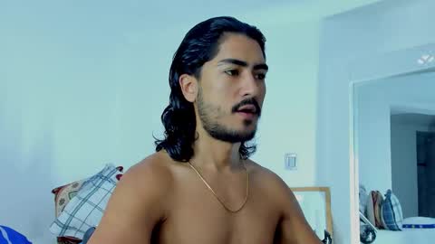 Snapshot of david_johnson372 chatting on 10-26-25, 10:54 Hey im David that loves to explore and speak their fantasies. Very open talktative and nice. Feel free to chat with me online show from 10-26-25, 10:54