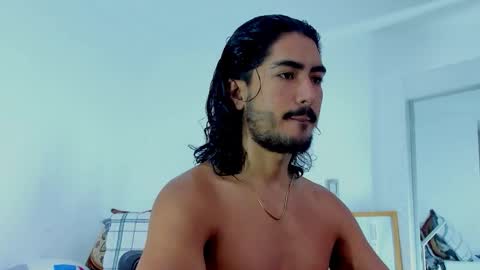 Snapshot of david_johnson372 chatting on 10-30-25, 11:33 Hey im David that loves to explore and speak their fantasies. Very open talktative and nice. Feel free to chat with me online show from 10-30-25, 11:33