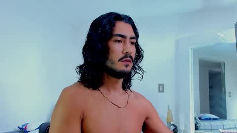 Snapshot of david_johnson372 chatting on 11-22-25, 11:53 Hey im David that loves to explore and speak their fantasies. Very open talktative and nice. Feel free to chat with me online show from 11-22-25, 11:53