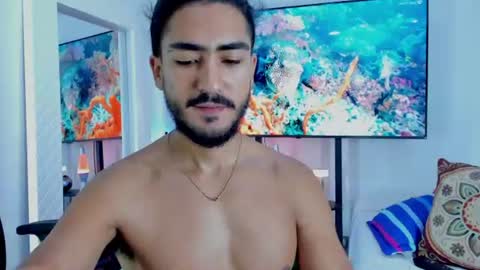 Hey im David that loves to explore and speak their fantasies. Very open talktative and nice. Feel free to chat with me online show from 07-19-26, 09:46