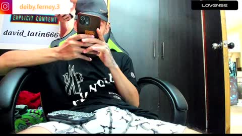 Snapshot of david_latin666_ chatting on 12-15-24, 06:37 David online show from 12-15-24, 06:37