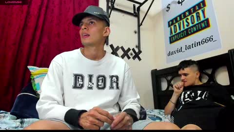 Snapshot of david_latin666_ chatting on 01-21-25, 12:04 David online show from 01-21-25, 12:04