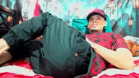 Snapshot of david_latin666_ chatting on 11-16-25, 06:24 David online show from 11-16-25, 06:24