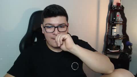 Snapshot of david_smit_ chatting on 02-12-26, 06:36 david smit online show from 02-12-26, 06:36