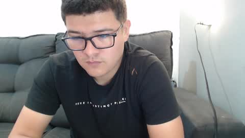 Snapshot of david_smit_ chatting on 05-09-26, 03:28 david smit online show from 05-09-26, 03:28