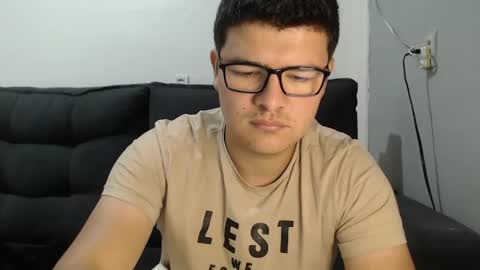 Snapshot of david_smit_ chatting on 05-11-26, 03:29 david smit online show from 05-11-26, 03:29