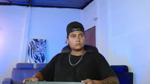 Snapshot of davidbless chatting on 01-26-25, 10:02 David Bless online show from 01-26-25, 10:02