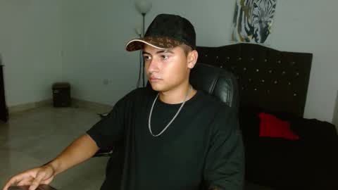 Snapshot of davidbless chatting on 09-22-25, 12:23 David Bless online show from 09-22-25, 12:23