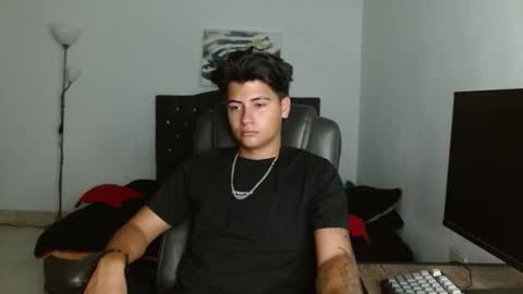 Snapshot of davidbless chatting on 02-11-26, 01:10 David Bless online show from 02-11-26, 01:10