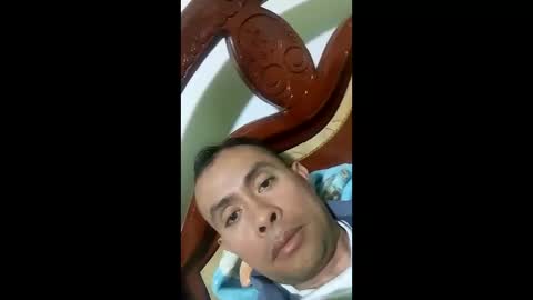 Snapshot of davidcamelo chatting on 12-29-24, 03:24 davidcamelo online show from 12-29-24, 03:24