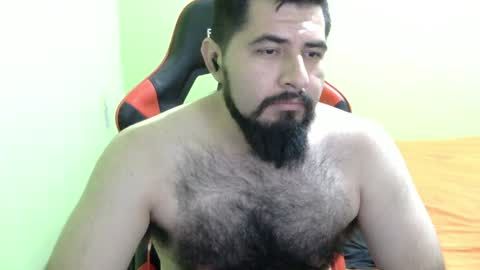 Snapshot of daviddelz chatting on 12-18-24, 07:58 David online show from 12-18-24, 07:58