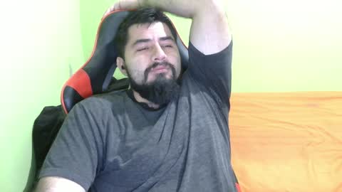 Snapshot of daviddelz chatting on 12-26-24, 05:58 David online show from 12-26-24, 05:58