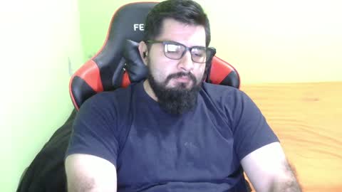 Snapshot of daviddelz chatting on 01-04-25, 04:55 David online show from 01-04-25, 04:55