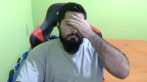 Snapshot of daviddelz chatting on 01-17-25, 09:49 David online show from 01-17-25, 09:49