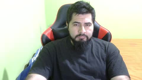 Snapshot of daviddelz chatting on 01-20-25, 06:10 David online show from 01-20-25, 06:10