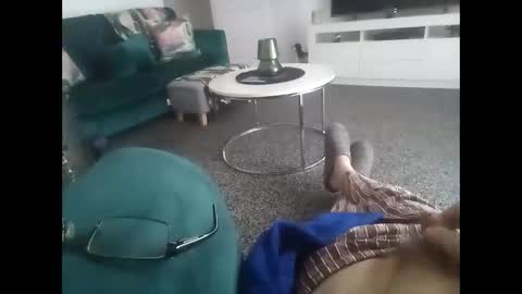 davidf75 online show from 10-11-25, 07:51