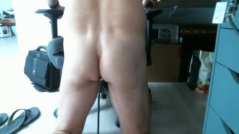 Snapshot of davidheads84 chatting on 06-02-26, 12:18 davidheads84 online show from 06-02-26, 12:18